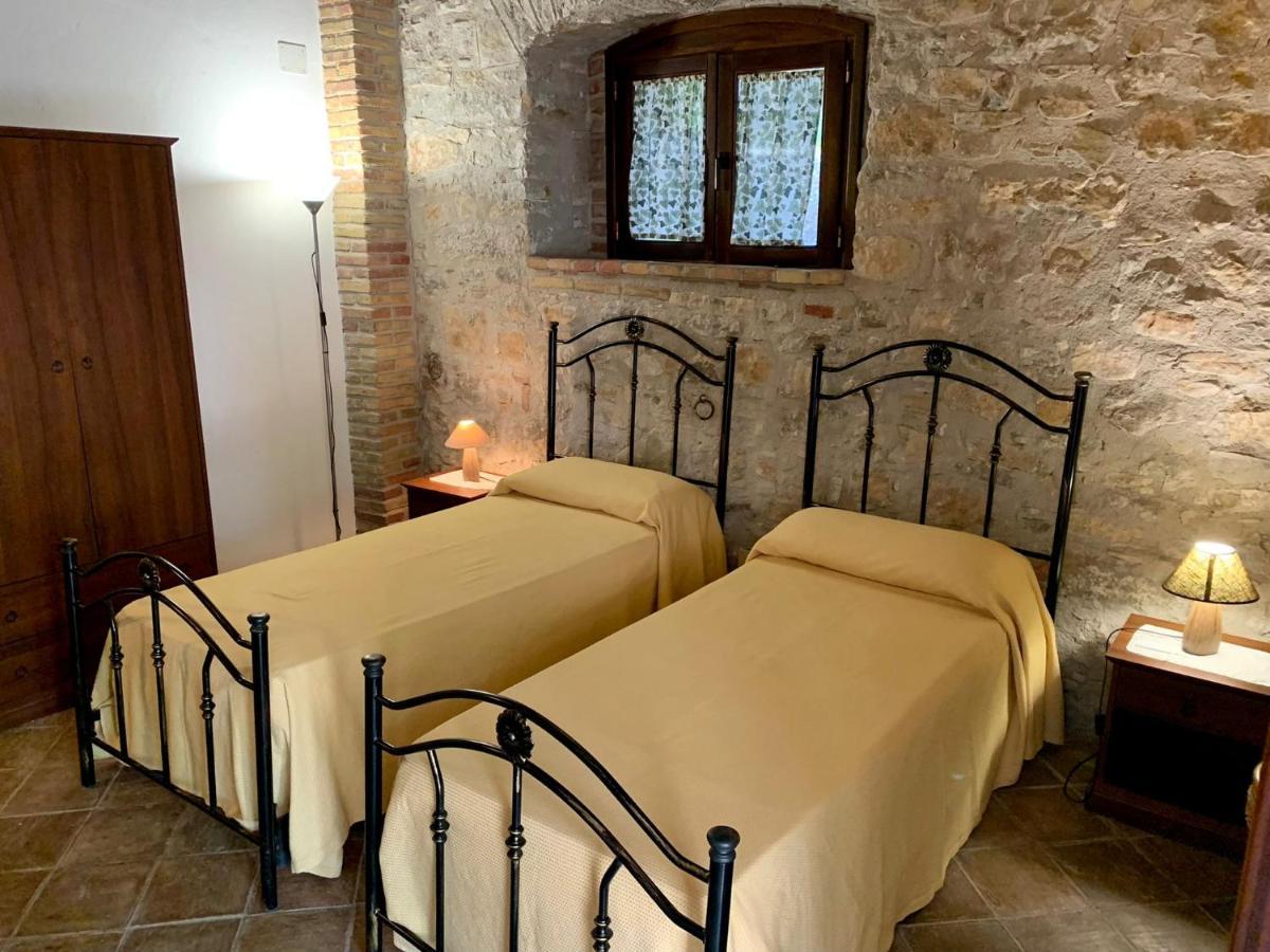Agriturismo Sant'Agata Piana Degli Albanesi Exterior foto