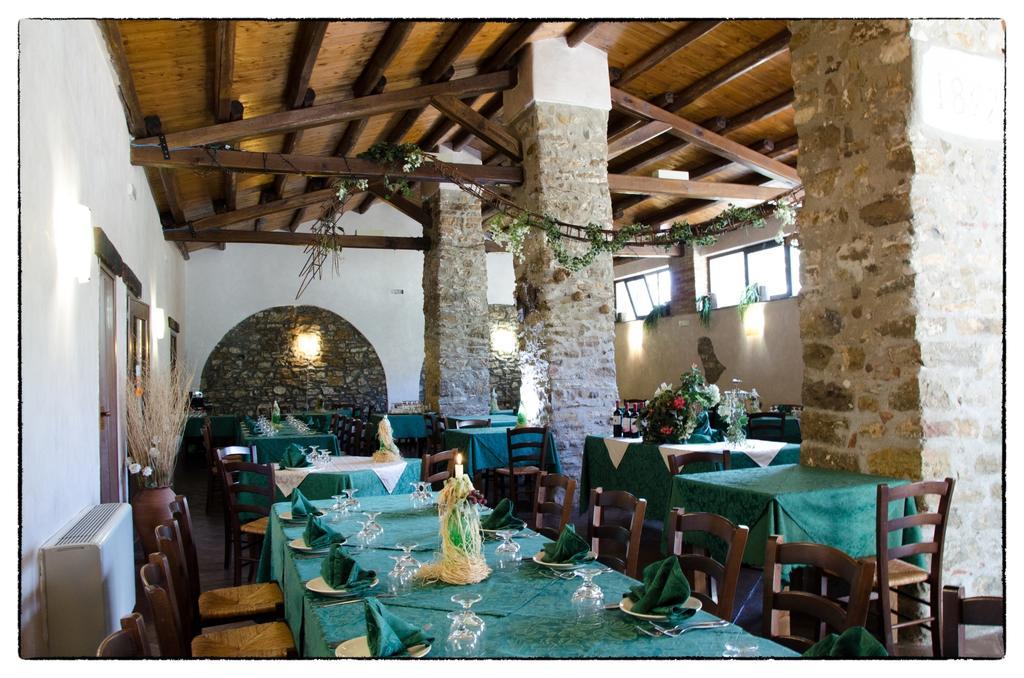 Agriturismo Sant'Agata Piana Degli Albanesi Exterior foto