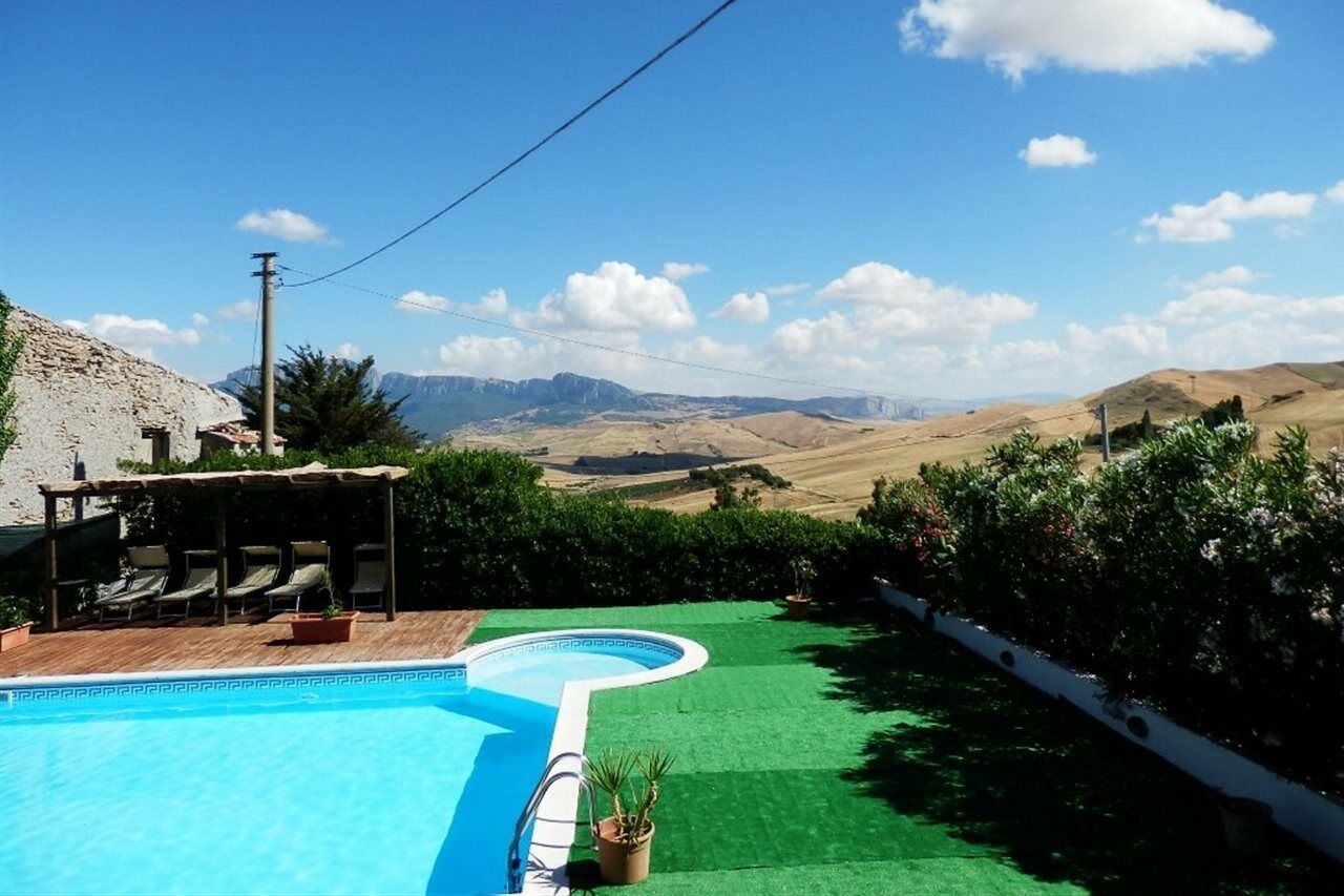 Agriturismo Sant'Agata Piana Degli Albanesi Exterior foto