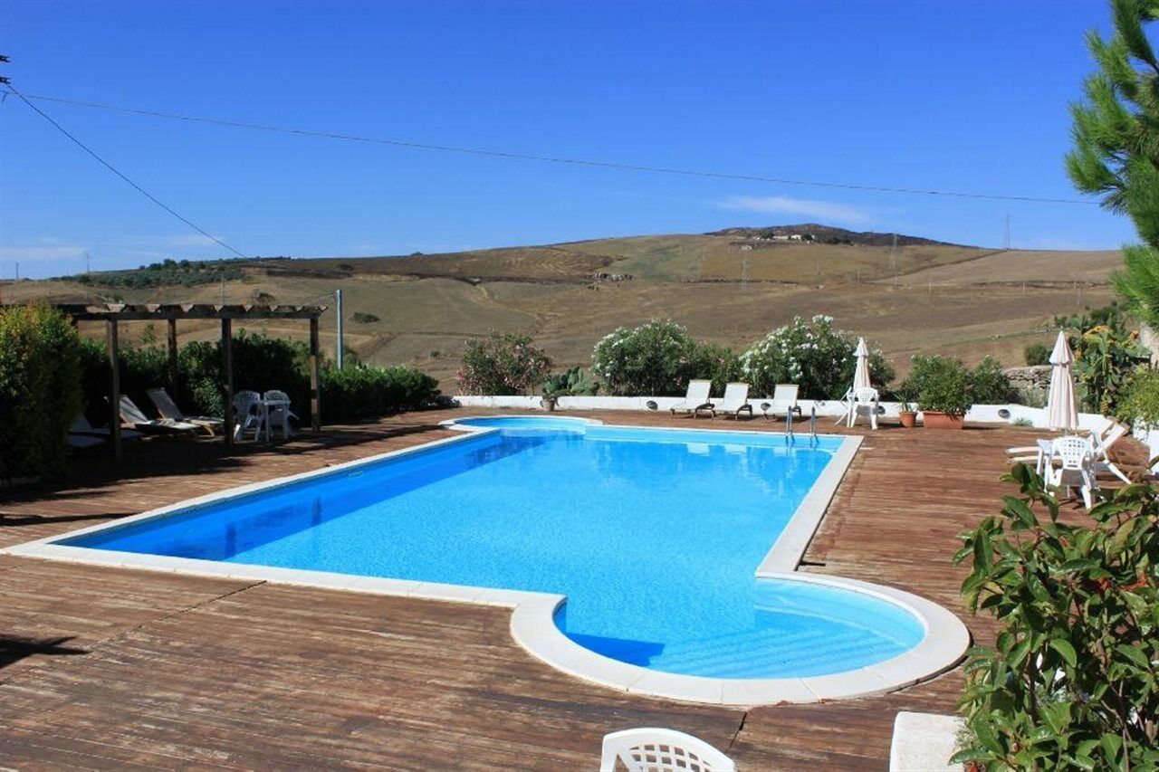 Agriturismo Sant'Agata Piana Degli Albanesi Exterior foto